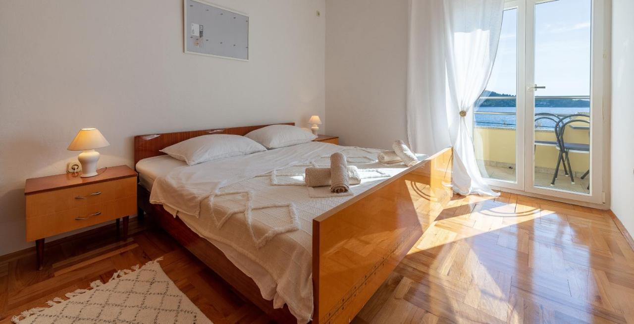 Apartment Brgacelj Kali Ngoại thất bức ảnh