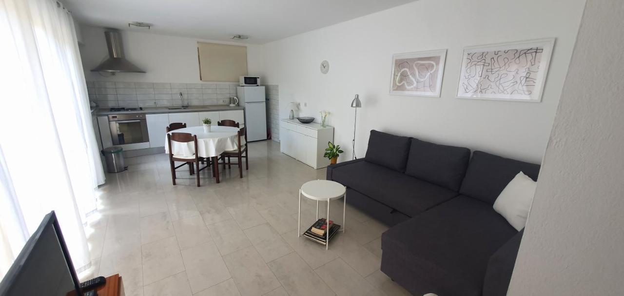 Apartment Brgacelj Kali Ngoại thất bức ảnh